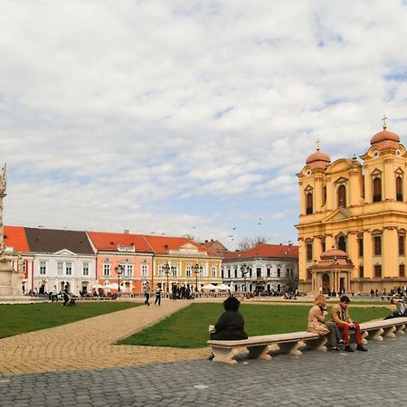 City Light Apartment Timisoara Ngoại thất bức ảnh