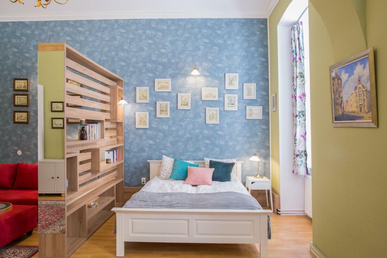 City Light Apartment Timisoara Ngoại thất bức ảnh